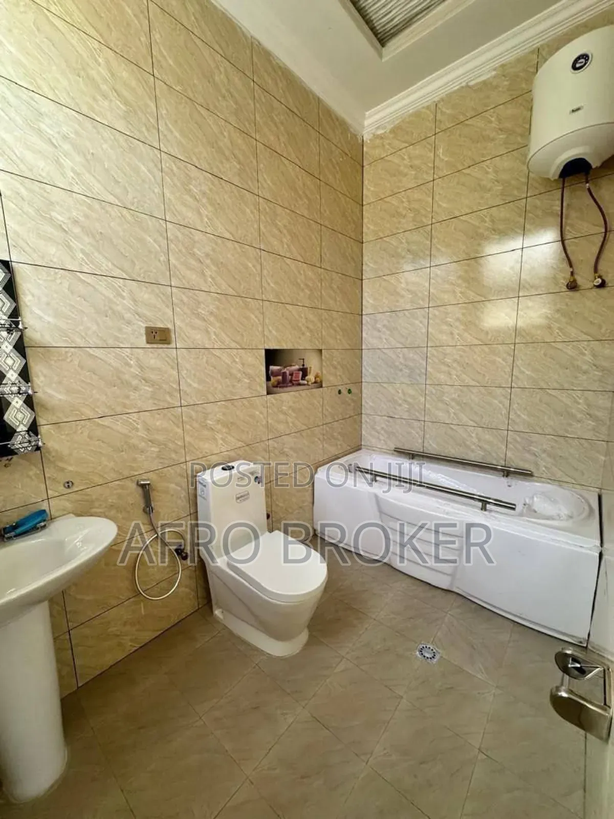 Furnished 5bdrm Villa in Alem Bank, Akaky Kaliti for sale