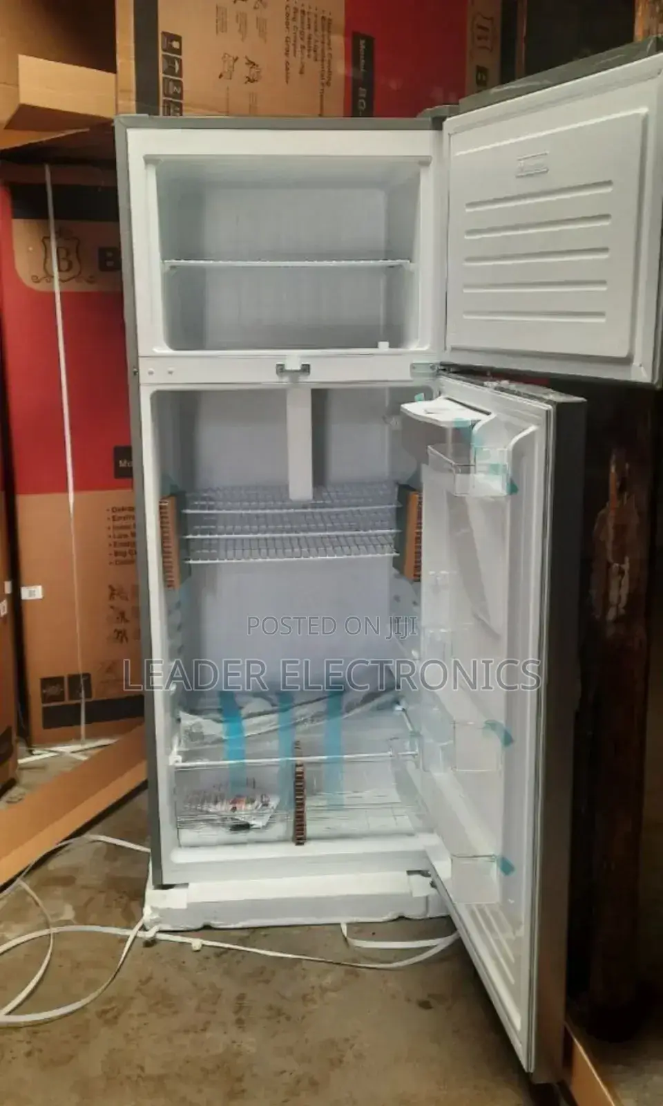 Boss Refrigerator 550