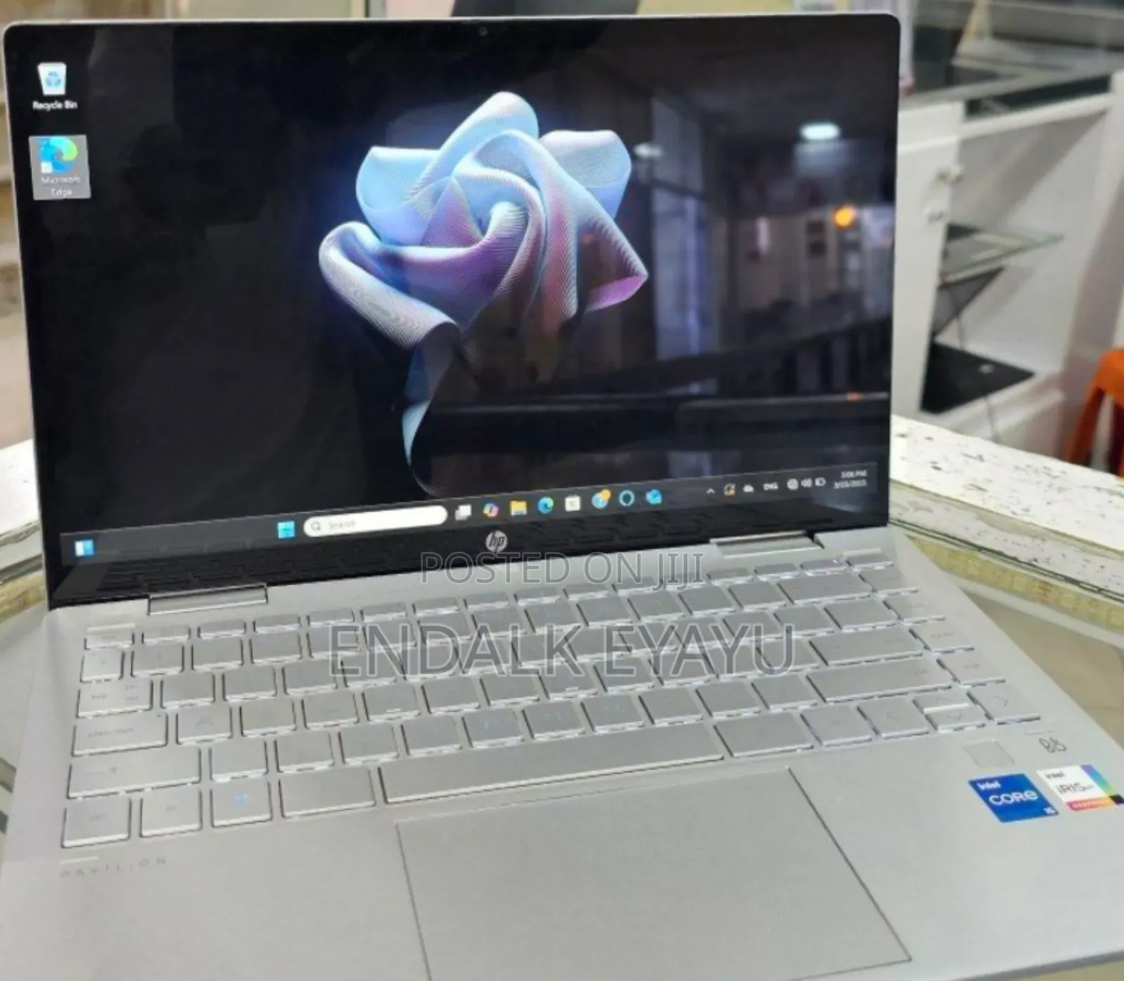 New Laptop HP Pavilion X360 8GB Intel Core I5 SSD 512GB