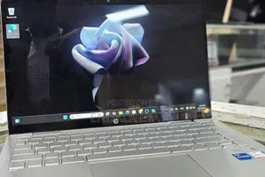 New Laptop HP Pavilion X360 8GB Intel Core I5 SSD 512GB