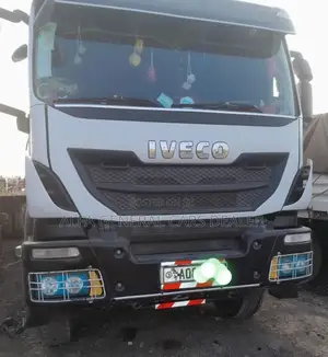 Photo - Iveco ባላቶኒ ከነተሳቢው
•2021
•a-08
•180,000 ኪሜ
•Bk በ Bk ስፖንዳ
