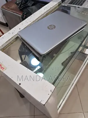 New Laptop HP EliteBook 820 G3 8GB Intel Core I5 SSD 256GB