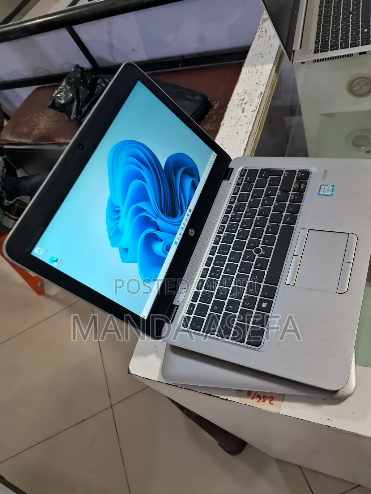 New Laptop HP EliteBook 820 G3 8GB Intel Core I5 SSD 256GB