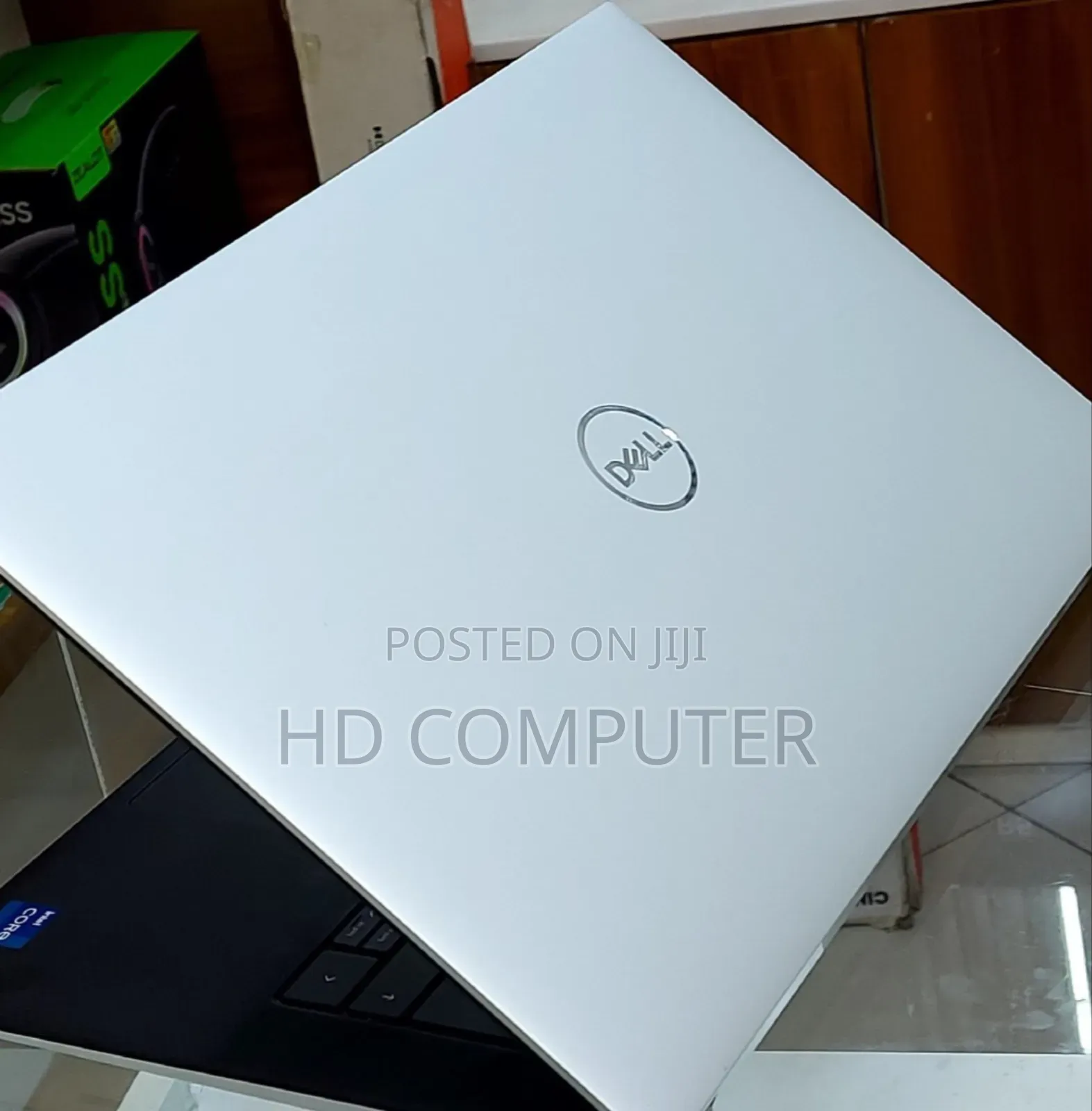 New Laptop Dell XPS 15 16GB Intel Core I7 SSD 512GB