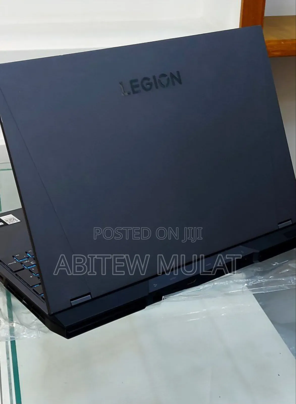 New Laptop Lenovo Legion 5 8GB AMD Ryzen 7 SSD 512GB