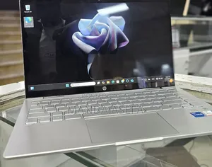 New Laptop HP Pavilion 14 8GB Intel Core I5 SSD 512GB