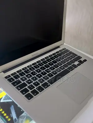New Laptop Apple MacBook 2013 8GB Intel Core I7 SSD 512GB
