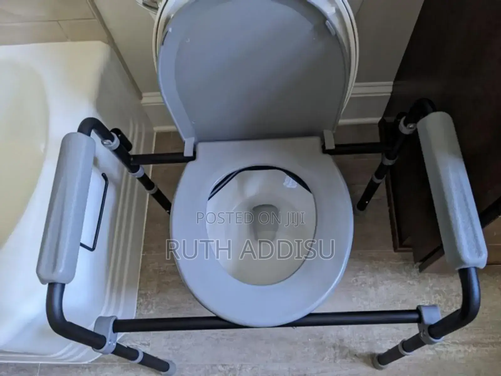 Commode Chair44medical Commode Chair32toilet Chair New