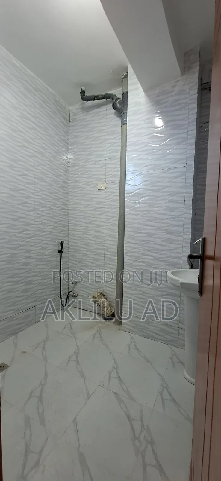 Furnished 1bdrm Condo in Bole Ayat for sale