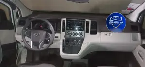 Toyota HiAce 2023 White