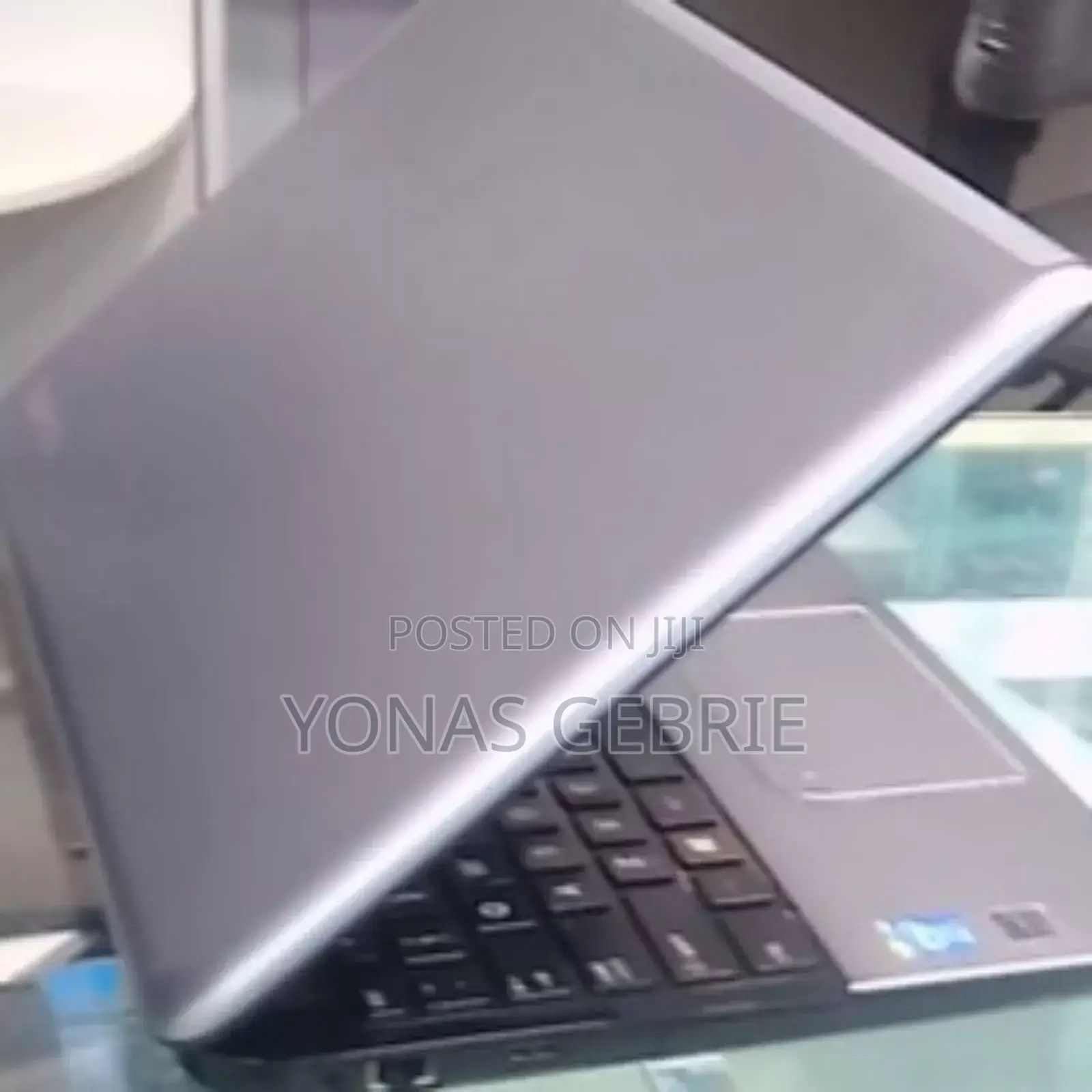 New Laptop Toshiba 8GB Intel Core I7 HDD 1T