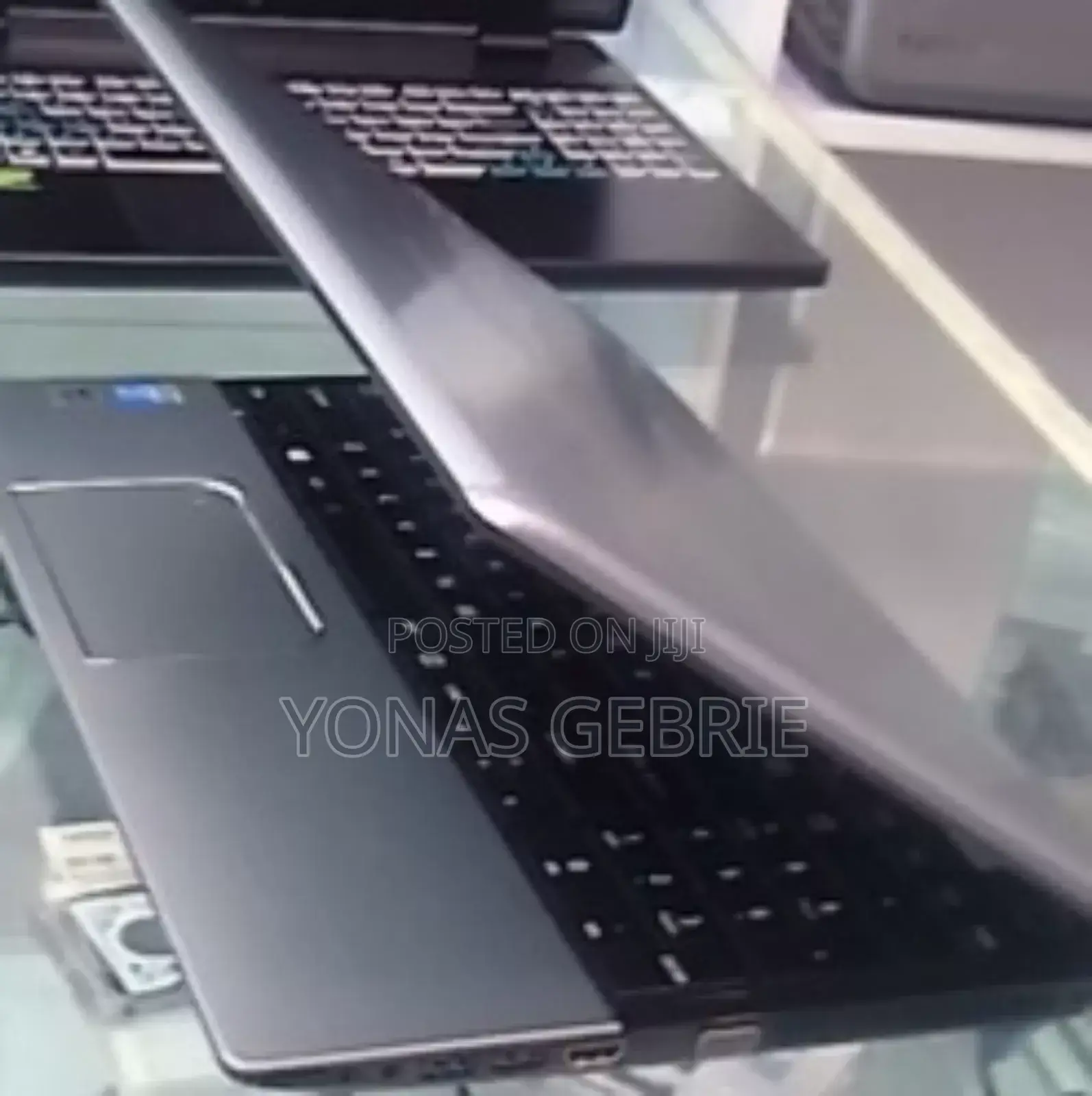 New Laptop Toshiba 8GB Intel Core I7 HDD 1T