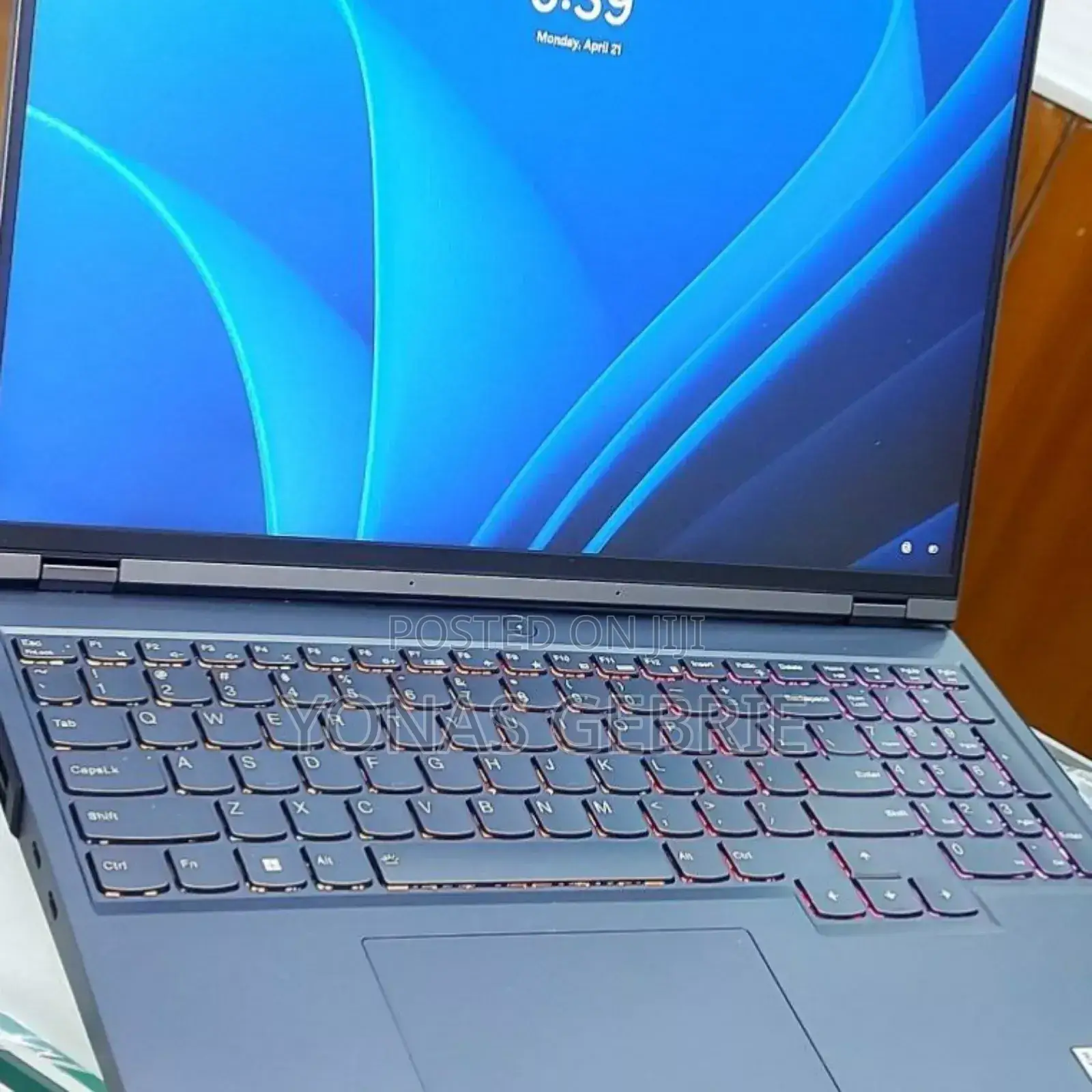 New Laptop Lenovo Legion 5 8GB AMD Ryzen 7 SSD 512GB