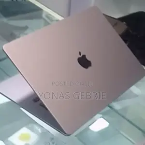 New Laptop Apple MacBook Air 2024 M3 15-Inch 8GB Apple M3 SSD 256GB