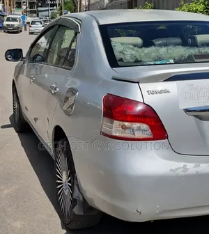 Toyota Yaris 2008 Silver