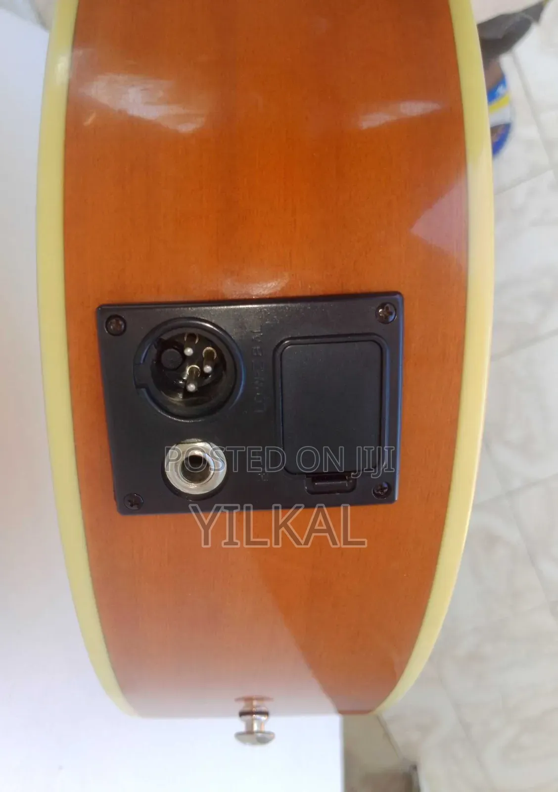 Guitar for Sell With Discount