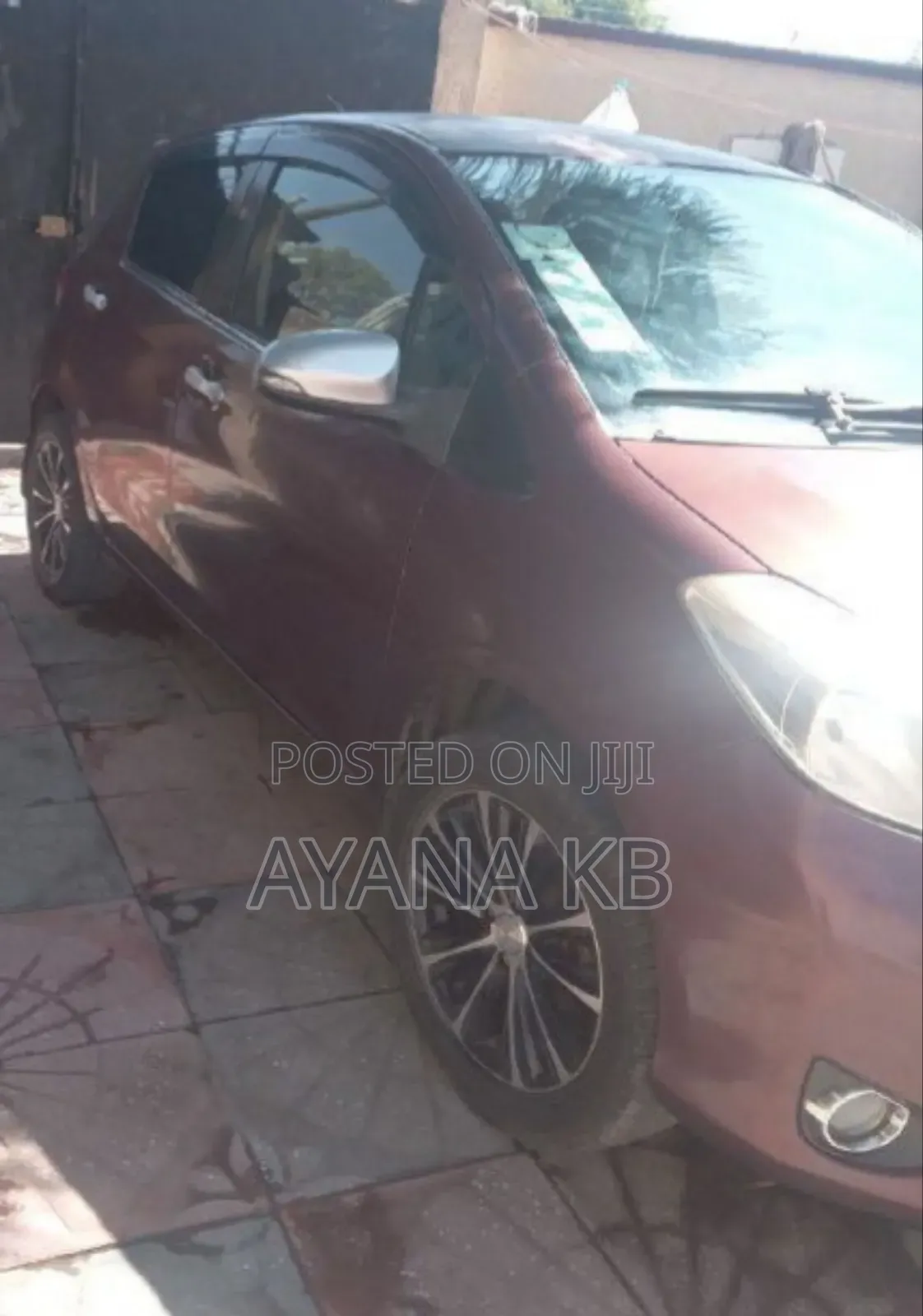 Toyota Yaris 2012 Blue