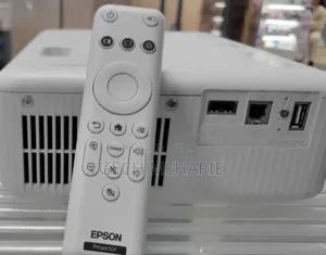 Rbrand New Epson Projector Co-W01 With Bag and Remot and Bag