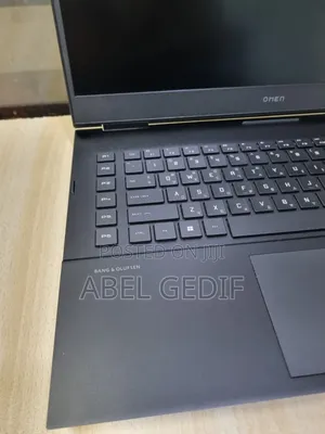 New Laptop HP Omen 17 16GB Intel Core I7 SSD 1T