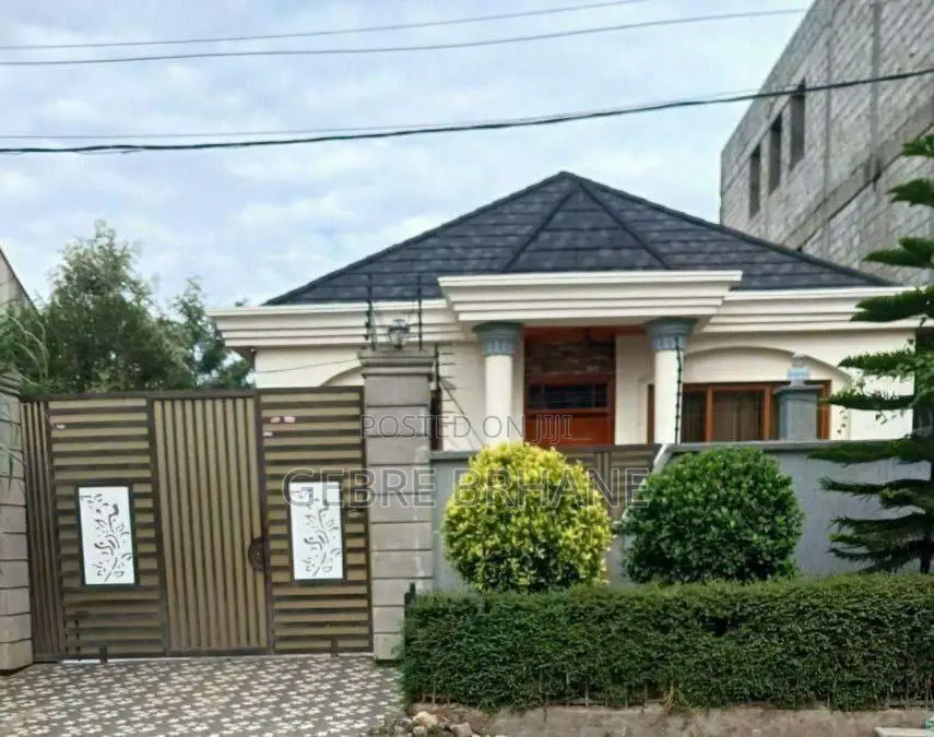 3bdrm Villa in Vila, Yeka for rent