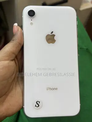 New Apple iPhone XR 128 GB White