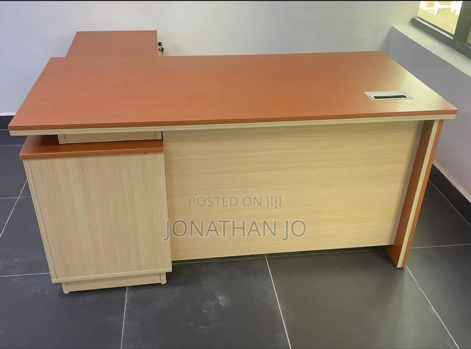 Manager Desk