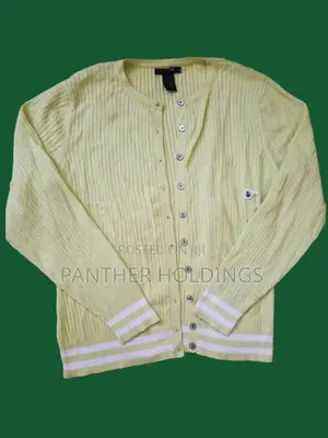 Photo - Sarah Spencer Round Neck Sweater With Top