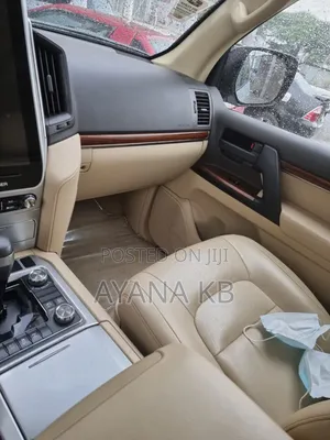 Toyota Land Cruiser 2021 Silver