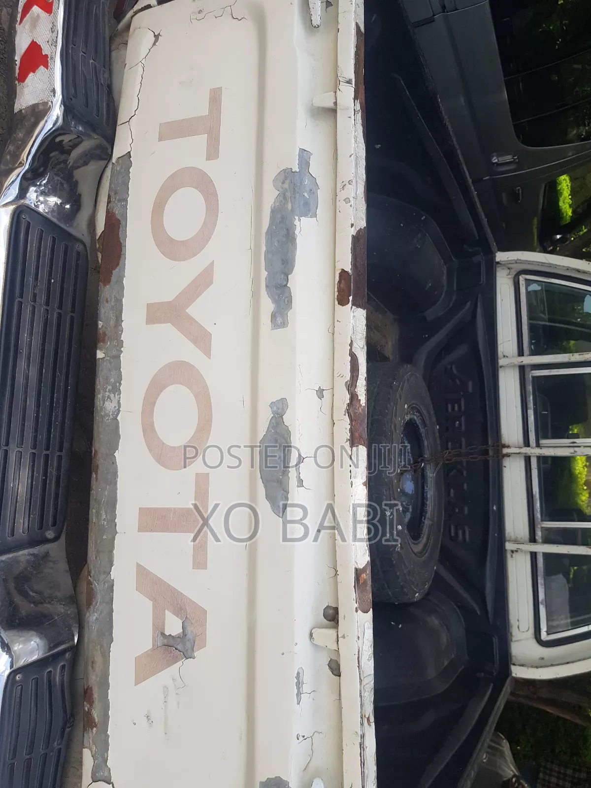 Toyota Hilux 1996 White