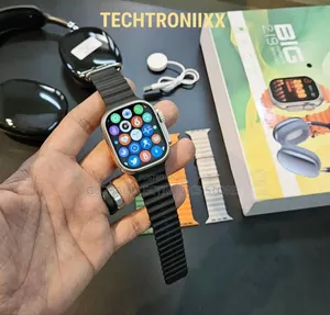 Ultra-3 Smart Watch 2.2 Inch Hd With Headset and 4 Straps