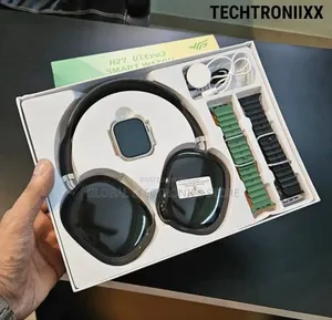 Ultra-3 Smart Watch 2.2 Inch Hd With Headset and 4 Straps