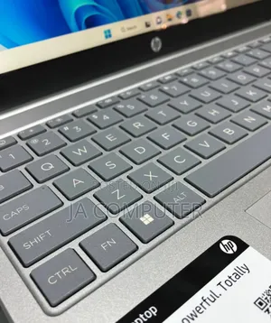 New Laptop HP Stream Notebook 16GB AMD Ryzen 5 SSD 512GB