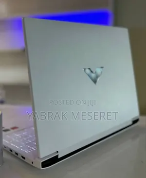 New Laptop HP Victus 16 16GB AMD Ryzen 7 SSD 1T
