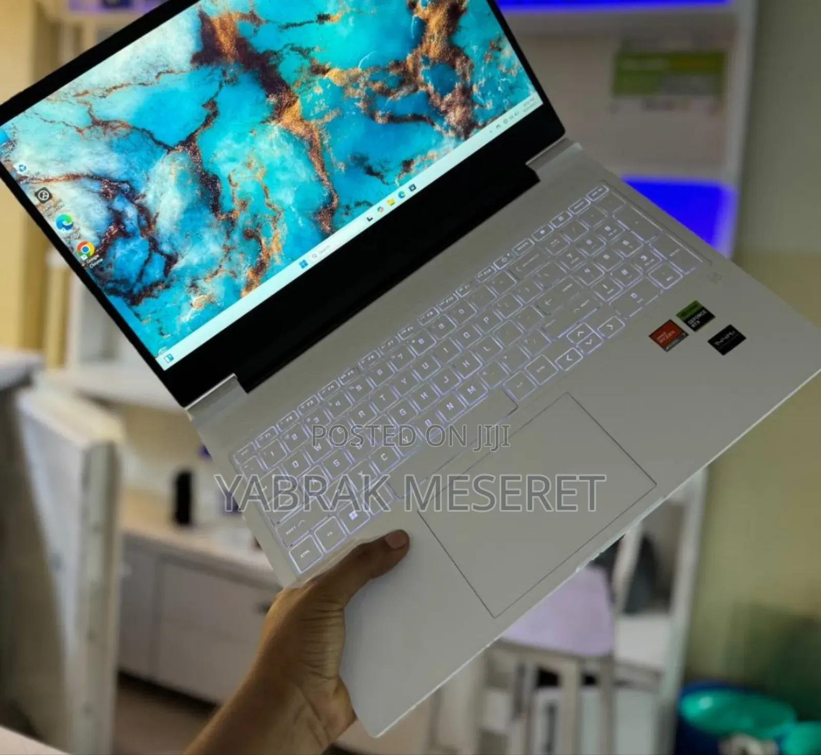 New Laptop HP Victus 16 16GB AMD Ryzen 7 SSD 1T