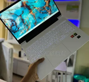 New Laptop HP Victus 16 16GB AMD Ryzen 7 SSD 1T