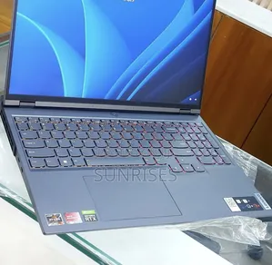 New Laptop Lenovo Legion 5 16GB AMD Ryzen 7 SSD 512GB