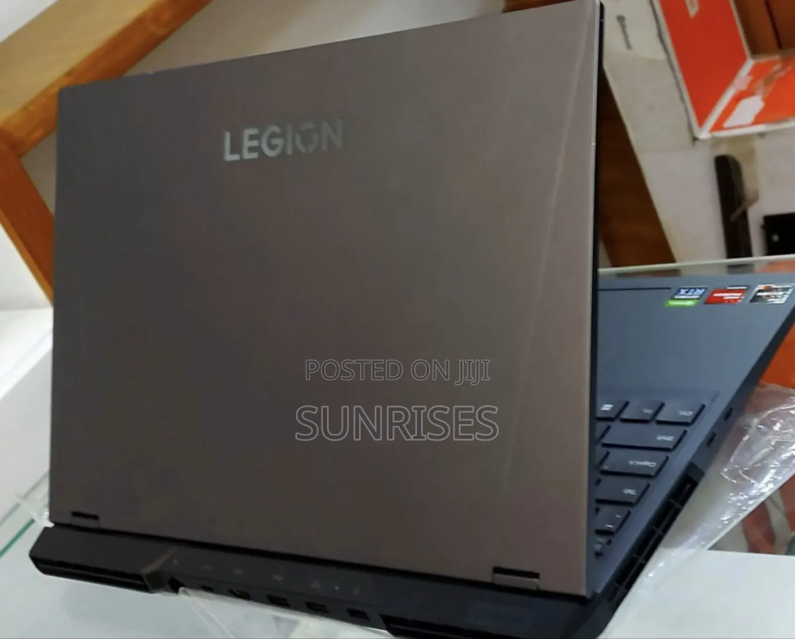 New Laptop Lenovo Legion 5 16GB AMD Ryzen 7 SSD 512GB