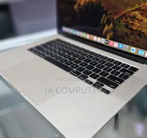 New Laptop Apple MacBook Air 2024 M3 15-Inch 8GB Apple M3 SSD 256GB