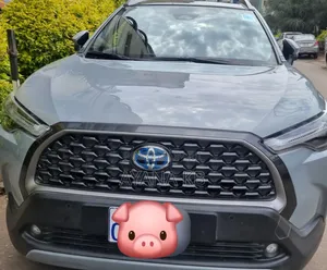 Photo - Toyota Corolla Cross Hybrid 2023 Gray
