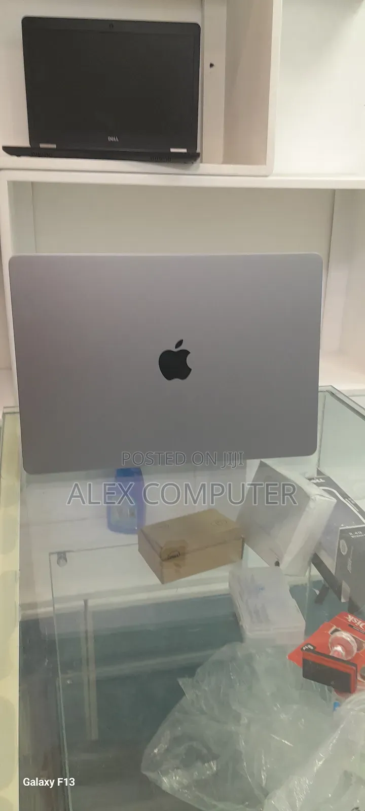 New Laptop Apple MacBook Air 2024 M3 15-Inch 8GB Apple M3 SSD 256GB