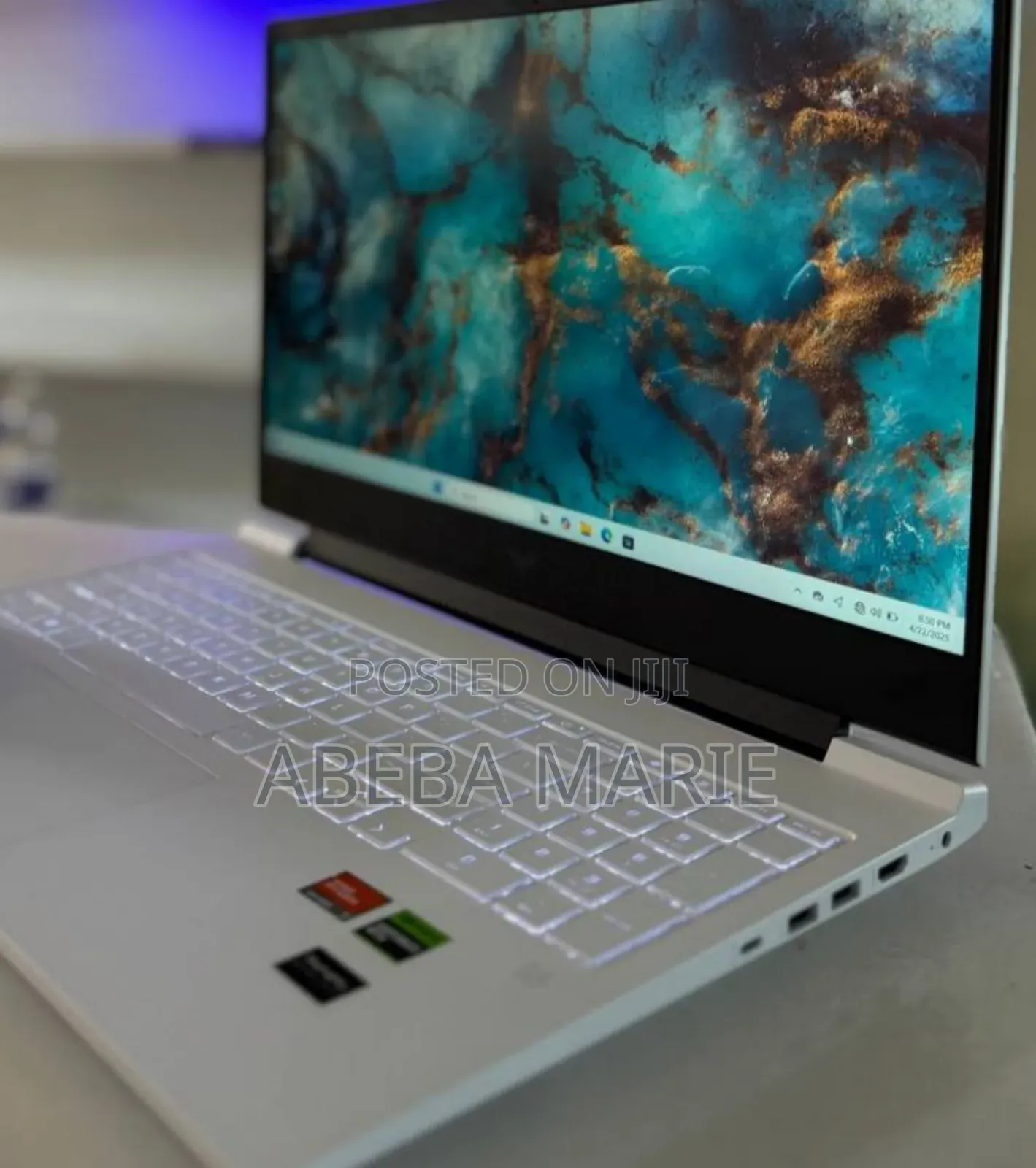 New Laptop HP Victus 15 16GB AMD Ryzen 7 SSD 1T