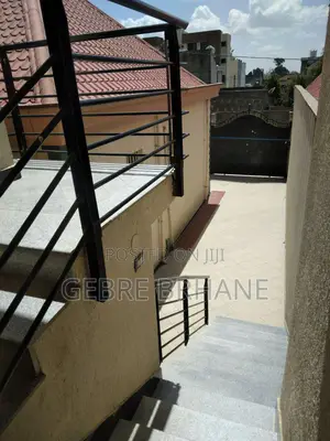 Photo - 5bdrm Villa in Villa, Yeka for rent