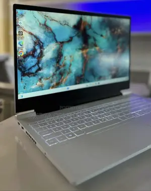 New Laptop HP Victus 15 16GB AMD Ryzen 7 SSD 1T