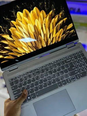 New Laptop Lenovo Yoga 7i 16GB Intel Core I7 SSD 1T