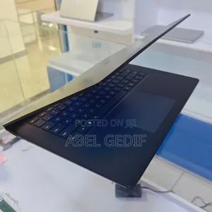 New Laptop Microsoft Surface 3 8GB AMD Ryzen 5 SSD 256GB