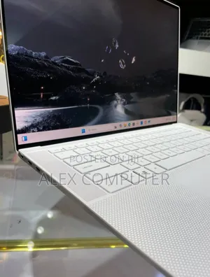 New Laptop Dell XPS 15 16GB Intel Core I7 SSD 1T