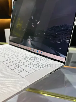 New Laptop Dell XPS 15 16GB Intel Core I7 SSD 1T