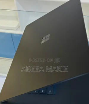 New Laptop Microsoft Surface 3 8GB AMD Ryzen 5 SSD 256GB
