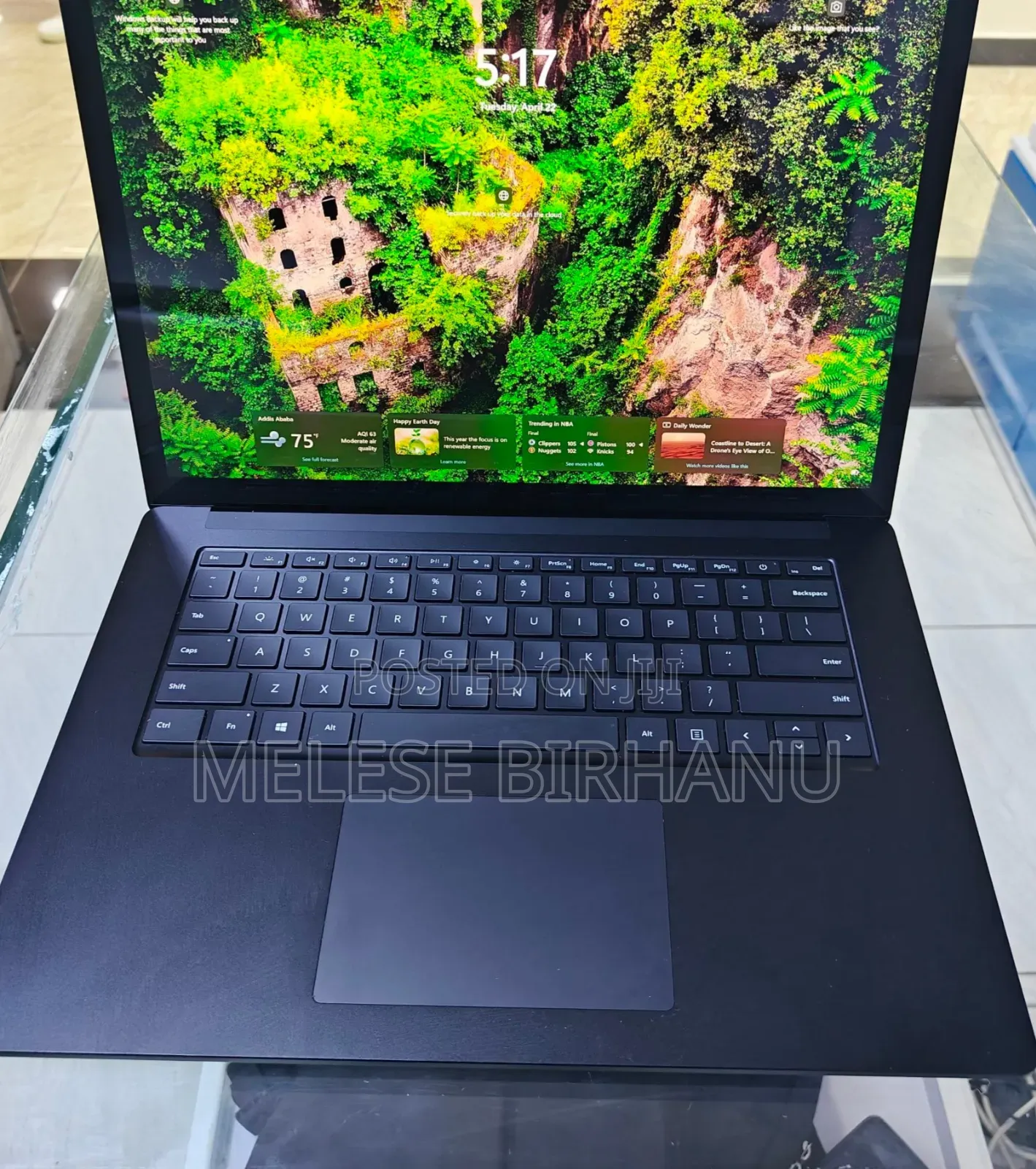 New Laptop Microsoft Surface Book 3 8GB AMD Ryzen 5 SSD 256GB