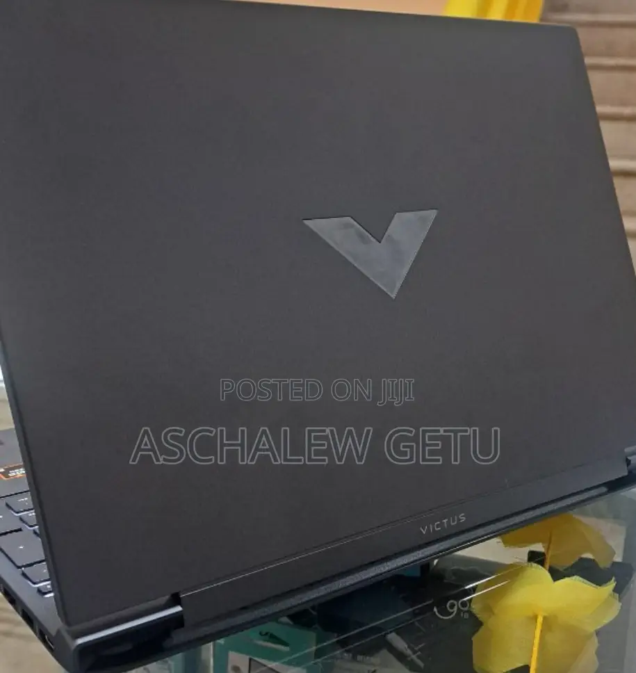 New Laptop HP Victus 15 8GB AMD Ryzen 5 SSD 512GB